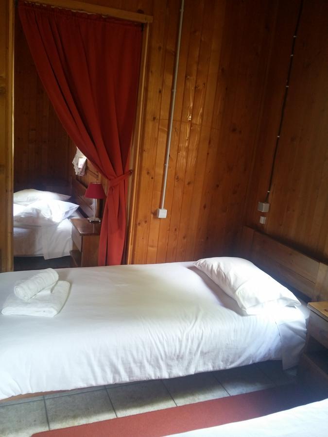 Livadaki Village Megali Kapsi Bagian luar foto