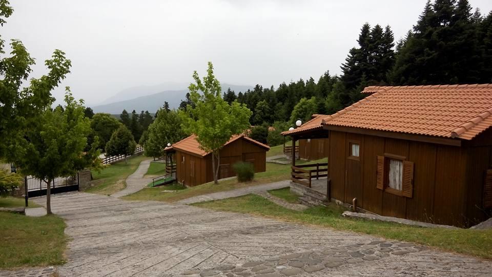 Livadaki Village Megali Kapsi Bagian luar foto