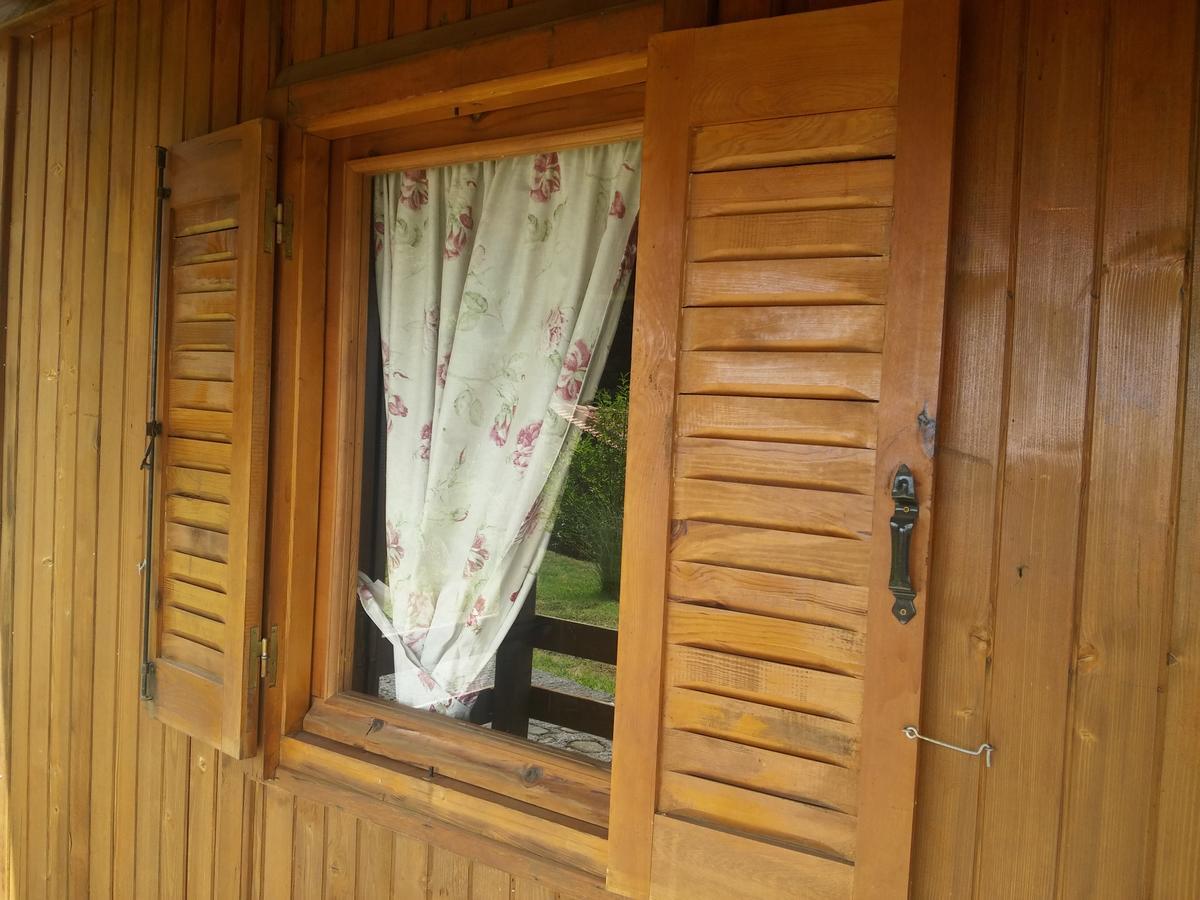 Livadaki Village Megali Kapsi Bagian luar foto